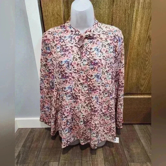 Ophelia Roe womens size small top blouse Floral BRAND NEW - Picture 1 of 5